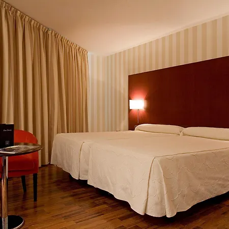 Hotel Zenit 4*
